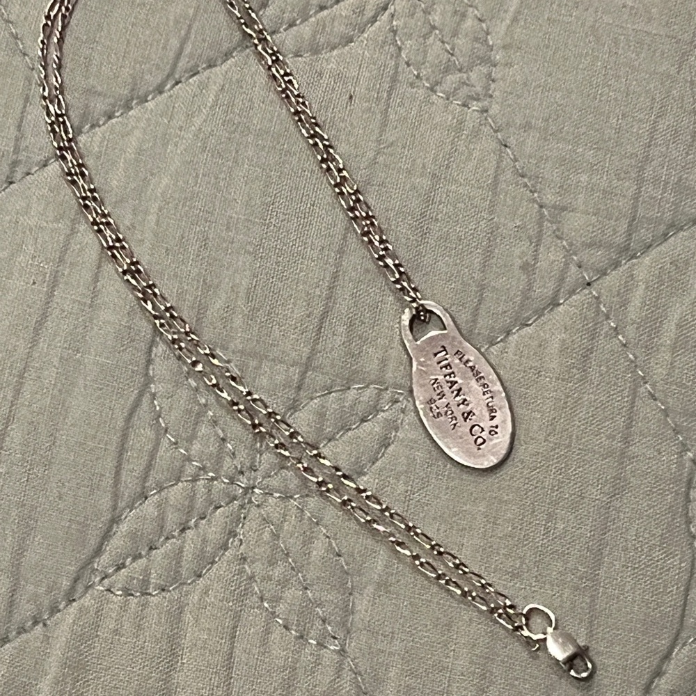 Authentic TIFFANY & CO. “Return to Tiffany” Oval Tag necklace - Picture 4 of 6